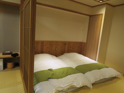 柿本屋・ツインベッドルーム