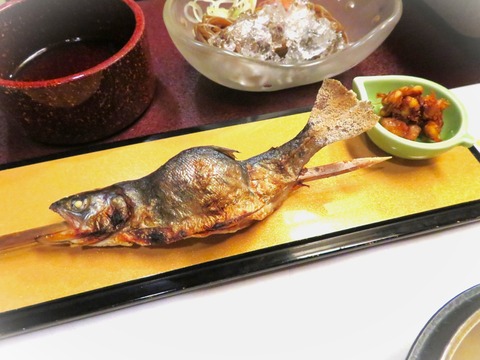 ⓪山女魚の塩焼き